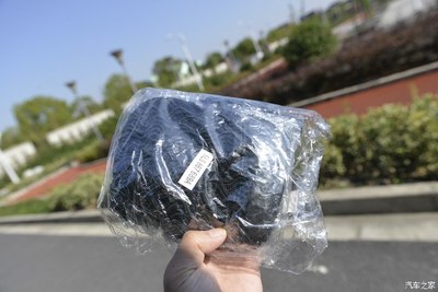 高防护等级、宽温域运行的特种插座