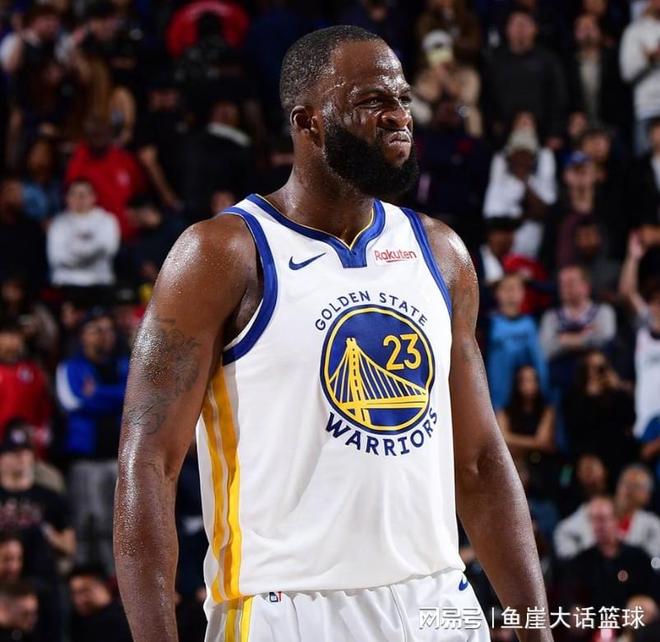 勇士力拼太阳争夺季后赛席位 狄龙盛赞库里关键