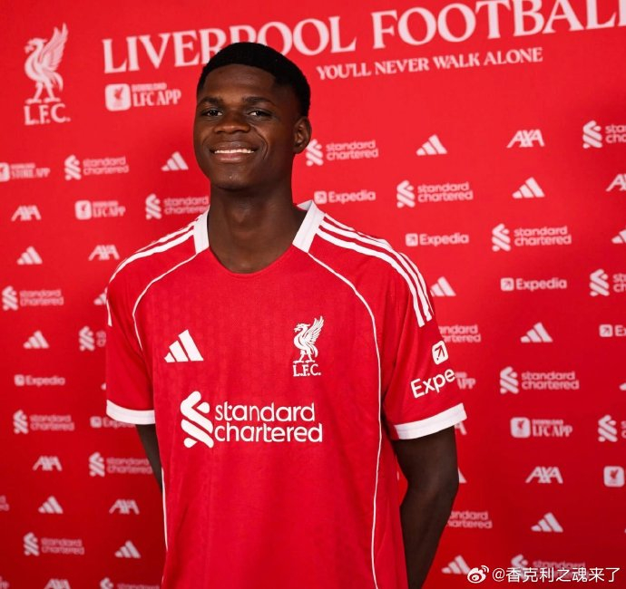 利物浦新援恩迪亚耶体格蜕变引热议：从非洲小
